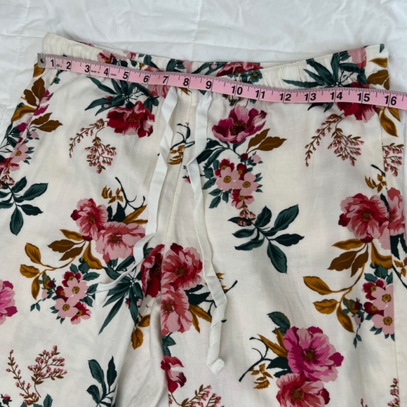 💕🌿🌺 LOFT White and Pink Floral Pajamas Size Small 💕🌿🌺 - Picture 11 of 14